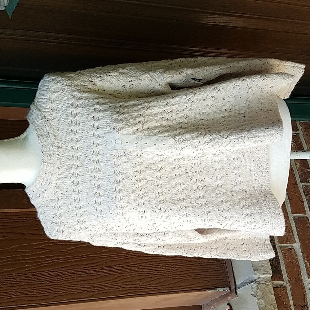 Old Navy sweater